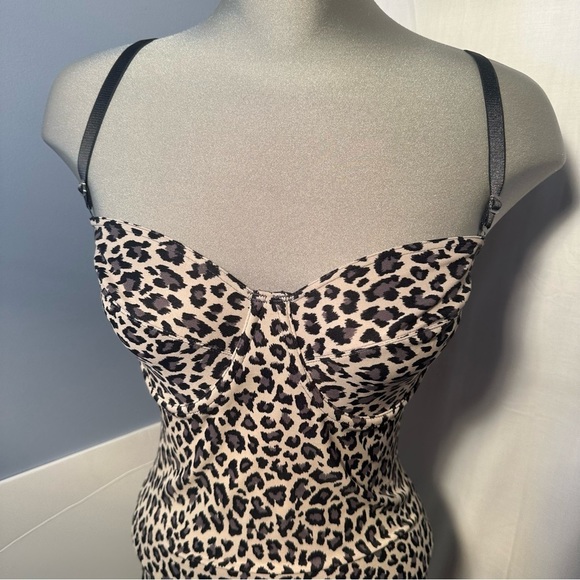 NANCY Ganz Bodyslimmers 36 C leopard removable strap slip dress - Picture 4 of 14